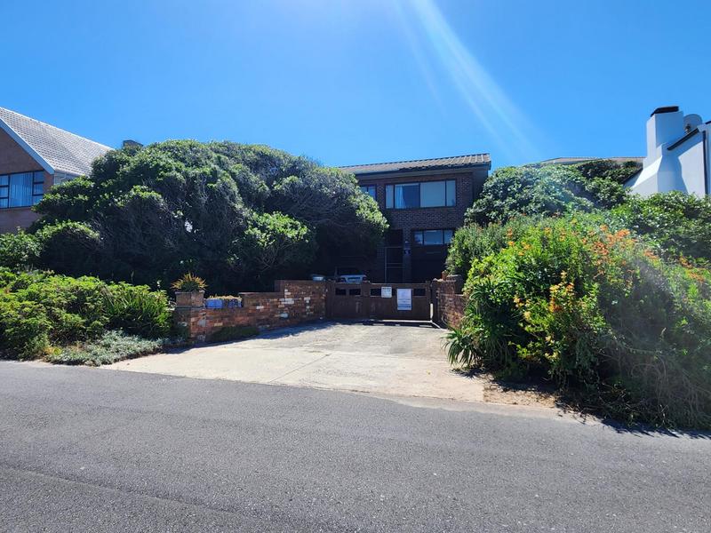 5 Bedroom Property for Sale in Franskraal Western Cape